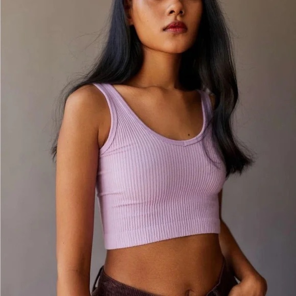Urban Outfitters “Drew” seamless ribbed tank top